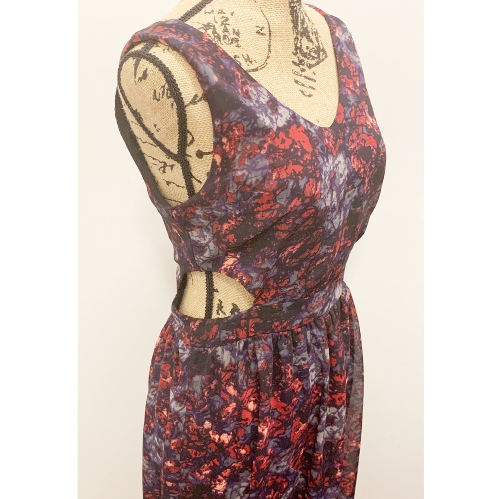 🌺Floral Print Side Cutout Maxi Dress🌺